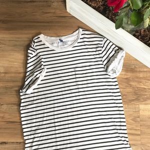 NWOT🌷Men’s Striped Cuffed Sleeve Top